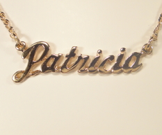 Mittnamnhalsband Namnhalsband i 18k guld